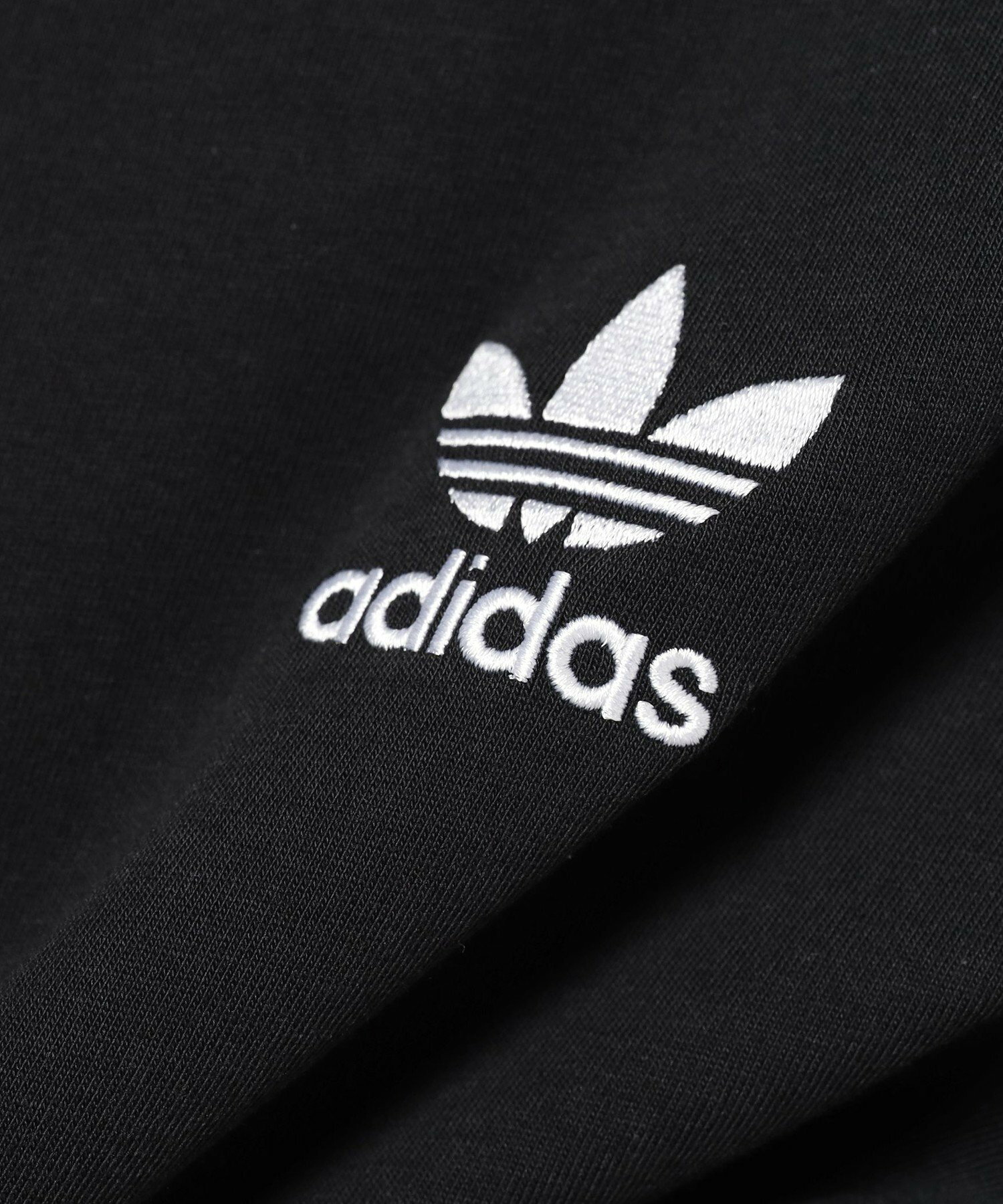 adidas / アディカラー クラシックス スリーストライプス Tシャツ